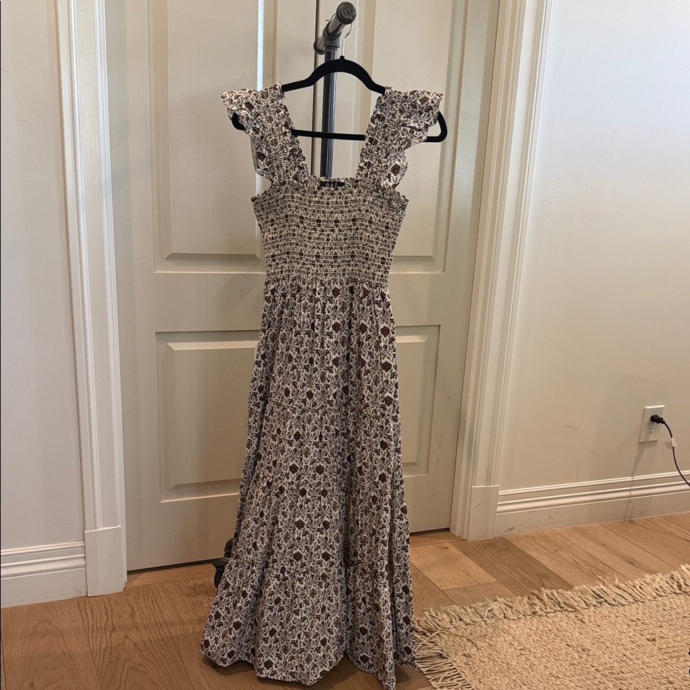 Elegant Floral Maxi Dress in Cream and Brown